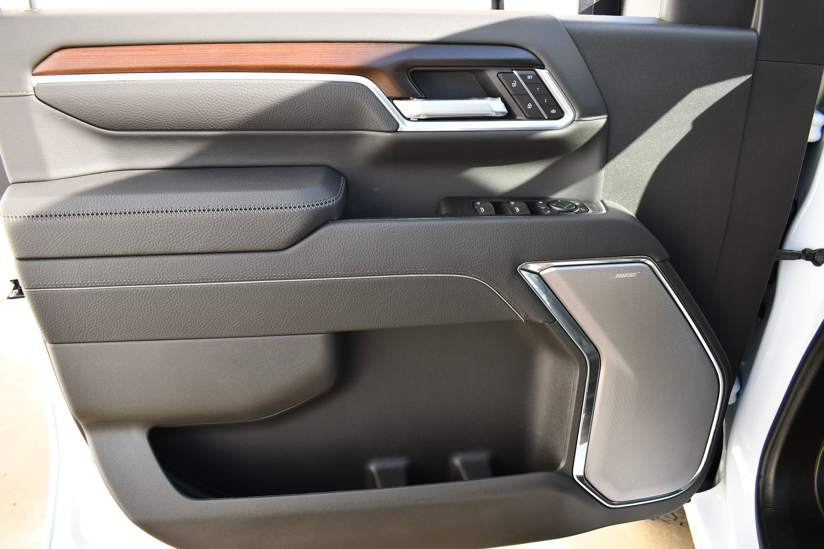 New 2026 GMC Sierra 2500 Denali w/ Denali Reserve Package image 14