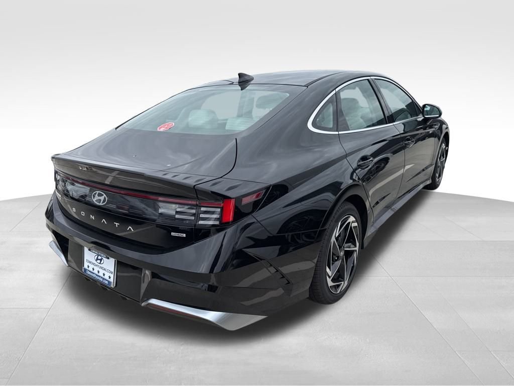 New 2026 Hyundai Sonata SEL AWD/4WD video 4