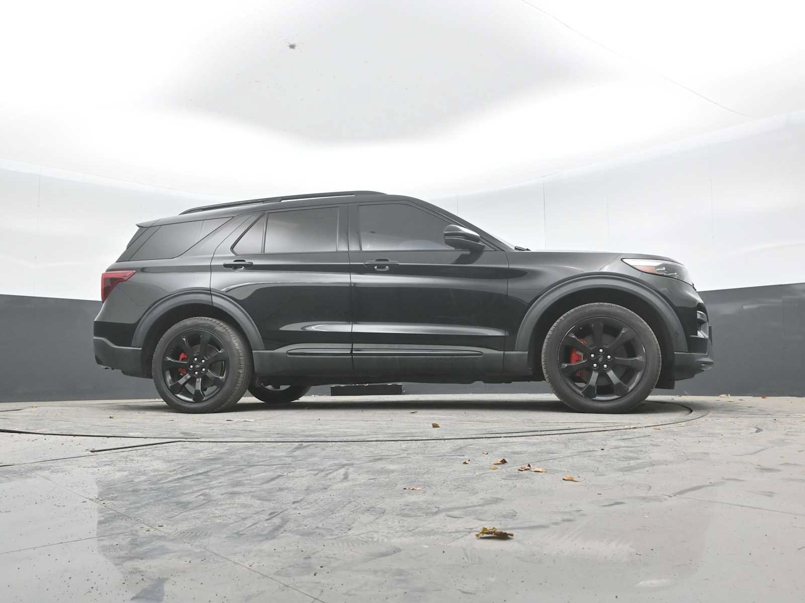 Used 2020 Ford Explorer ST w/ ST Street Pack AWD/4WD image 28