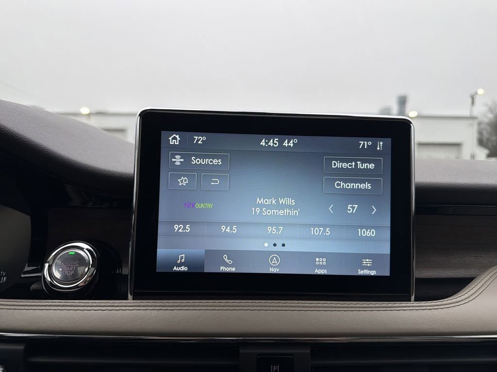 Used 2020 Lincoln Corsair Reserve w/ Equipment Group 201A image 24