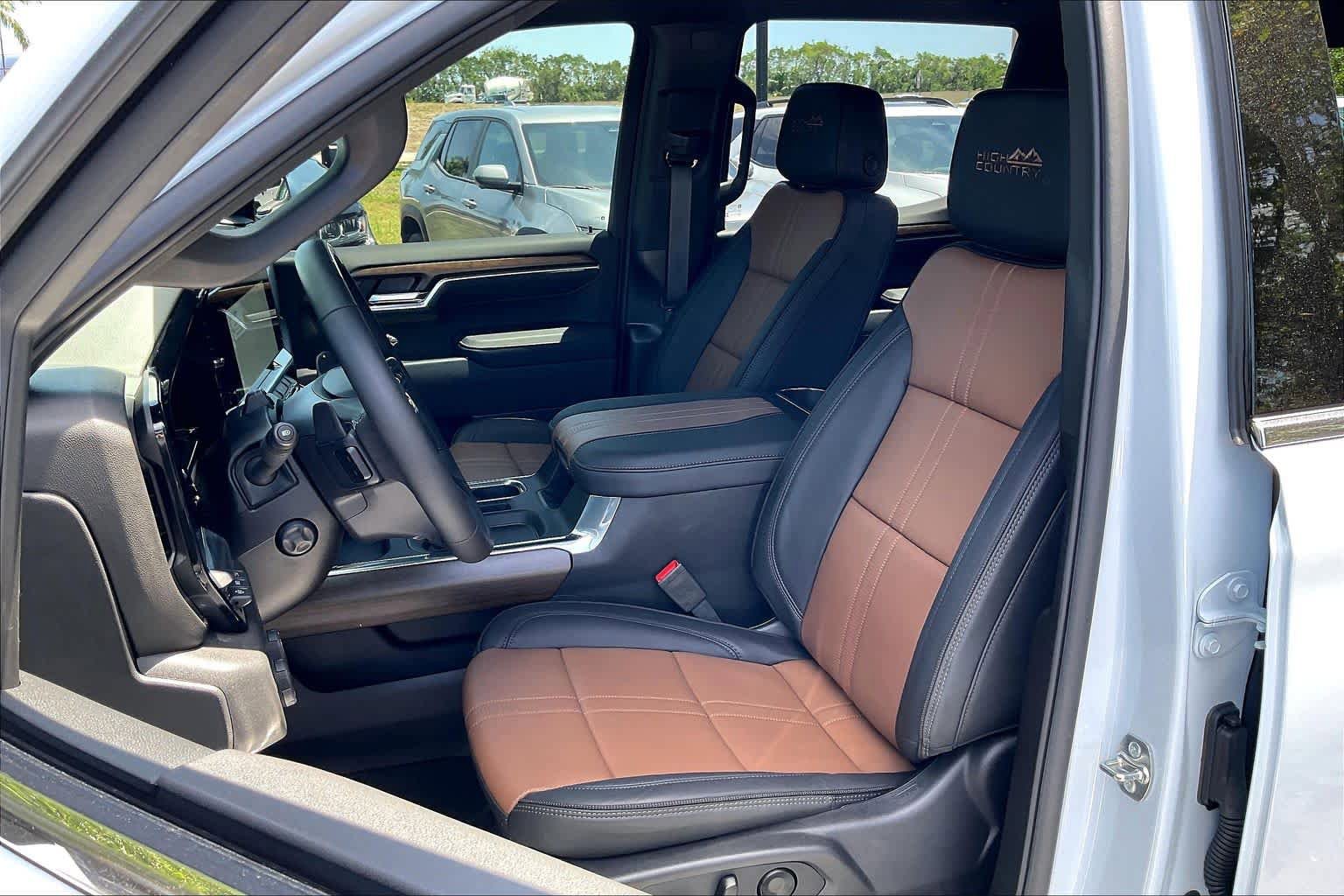 Used 2026 Chevrolet Silverado 1500 High Country image 24