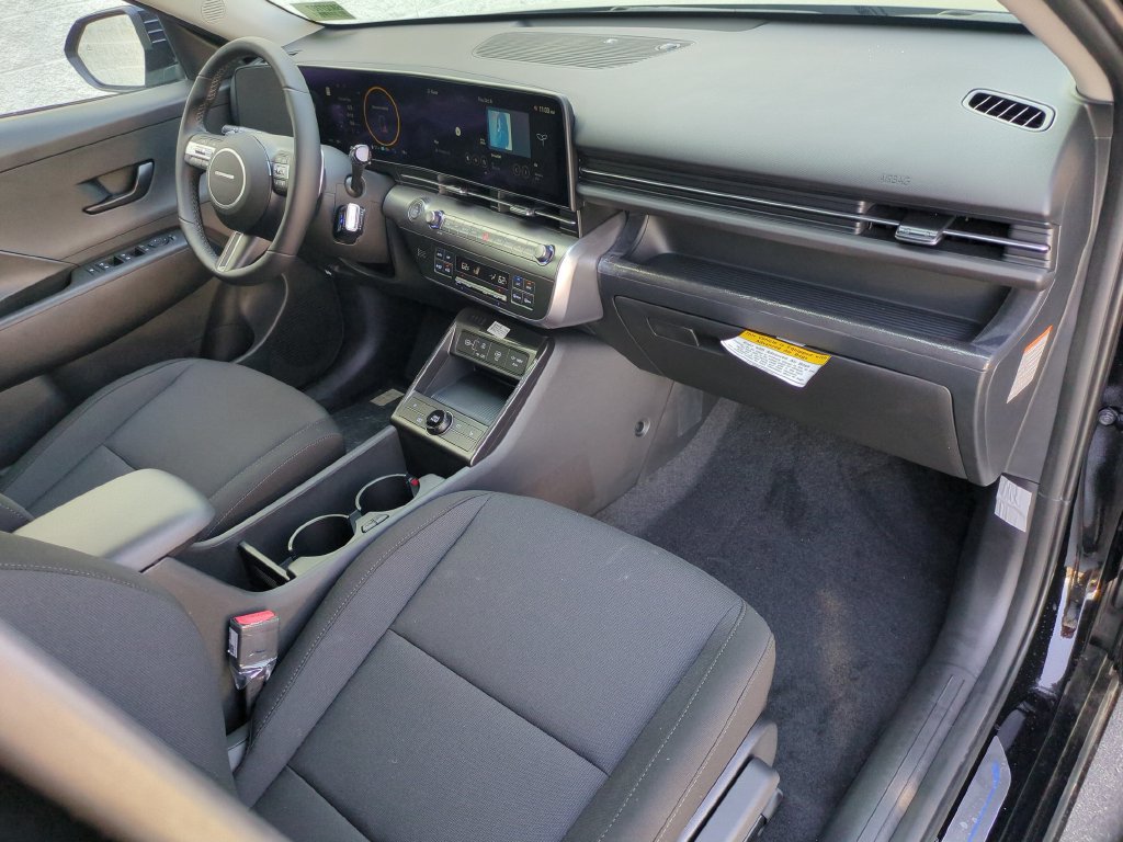 Used 2025 Hyundai Kona SEL FWD image 10