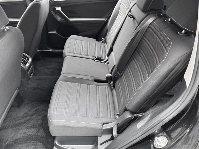 Used 2022 Volkswagen Tiguan S image 14