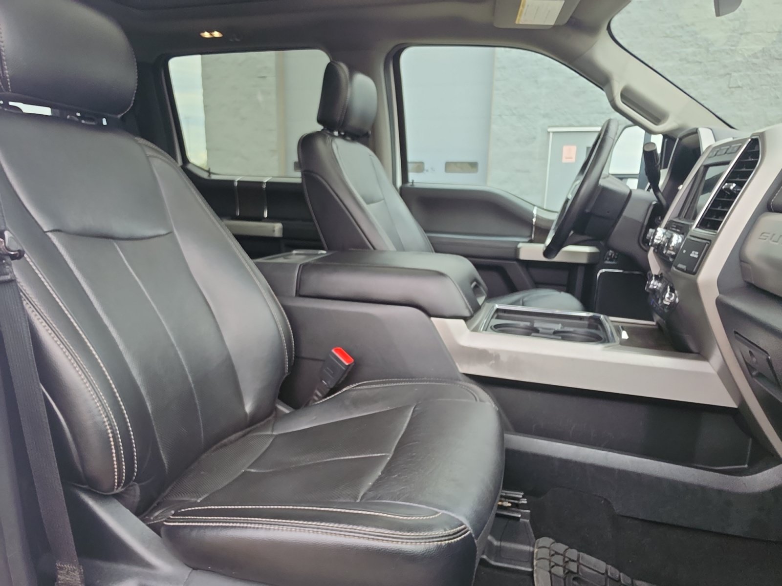 Used 2020 Ford F250 Lariat w/ Lariat Ultimate Package AWD/4WD image 31