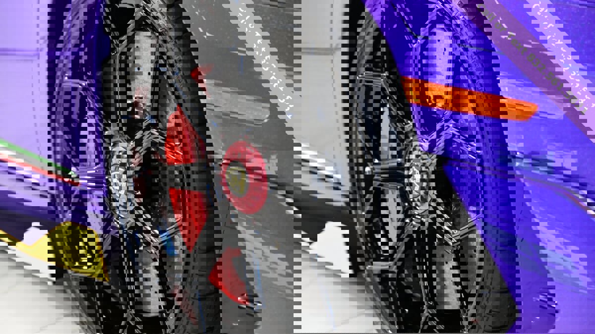 Used 2021 Lamborghini Aventador SVJ image 46