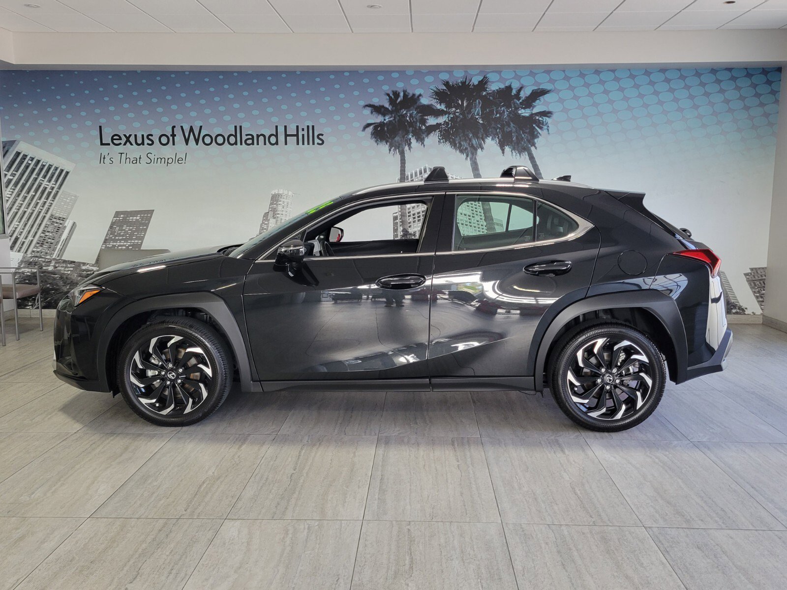 Certified 2025 Lexus UX 300h FWD image 2
