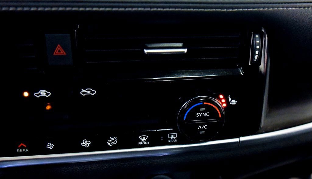 Used 2021 Nissan Rogue Platinum image 23