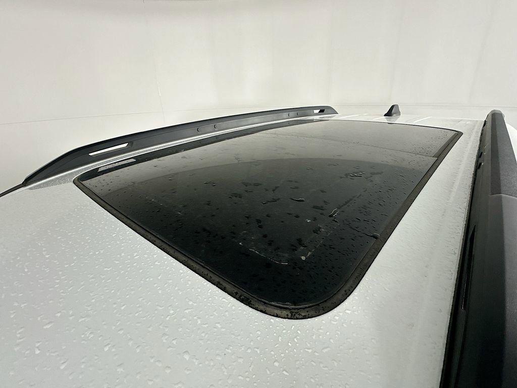 New 2026 Jeep Cherokee Overland image 29