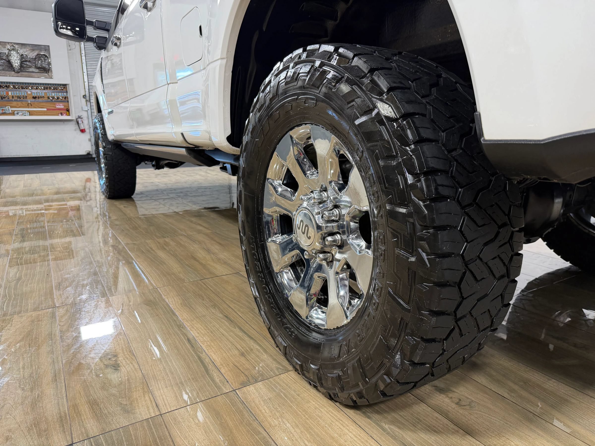 Used 2018 Ford F250 King Ranch w/ King Ranch Ultimate Package AWD/4WD image 11