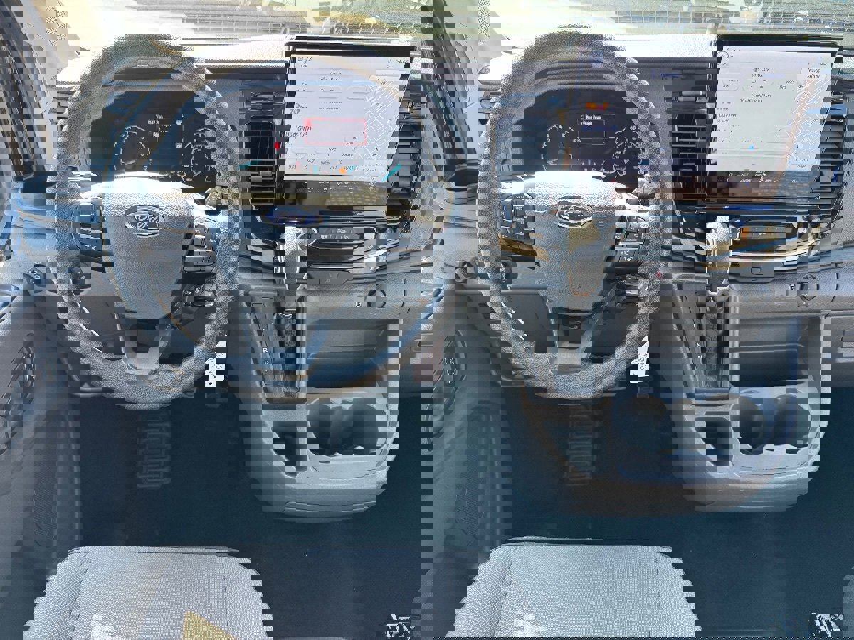 Used 2025 Ford Transit 350 XLT image 23