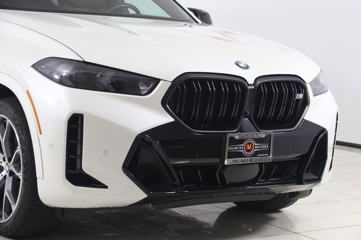Used 2026 BMW X6 M60i AWD/4WD image 47