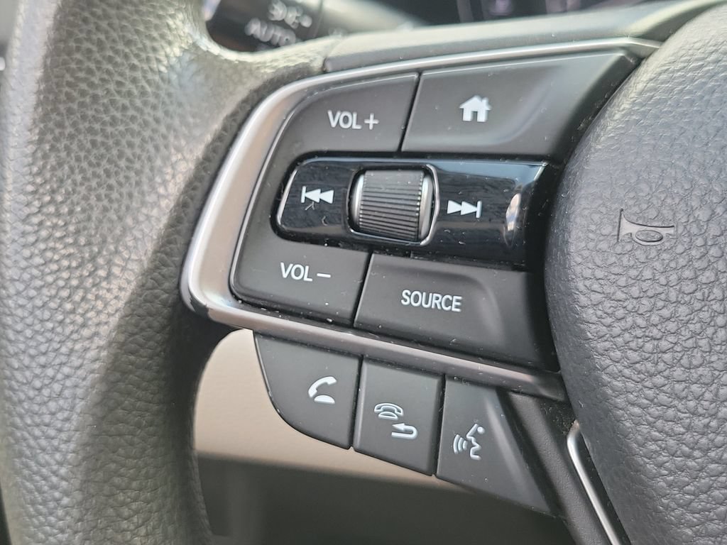 Used 2018 Honda Accord LX image 24