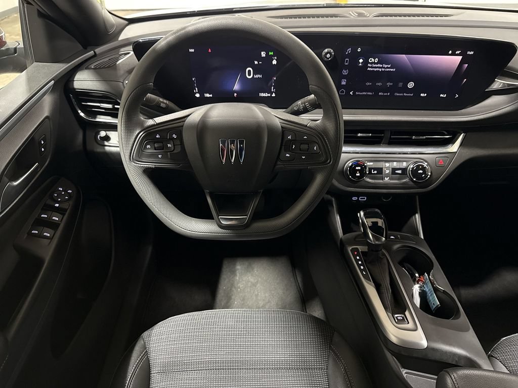 Used 2025 Buick Envista Preferred FWD image 11