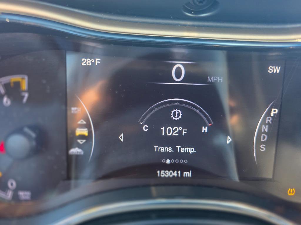 Used 2015 Jeep Grand Cherokee Overland w/ Advanced Technology Group image 15