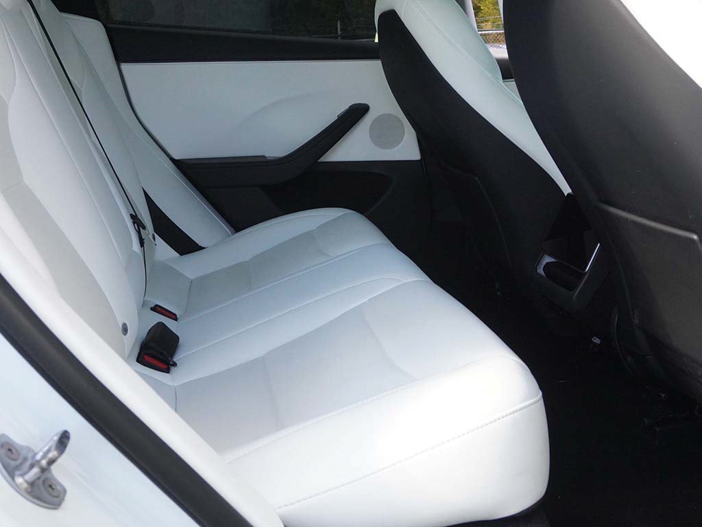 Used 2025 Tesla Model 3 Long Range RWD image 32