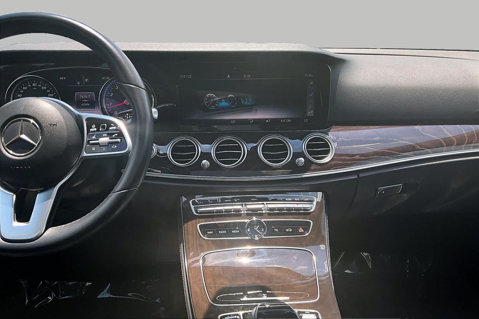 Used 2019 Mercedes-Benz E 450 4MATIC Sedan image 7