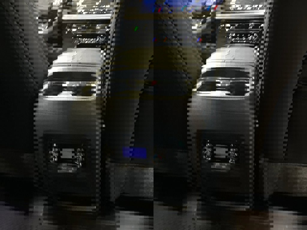 New 2026 Chevrolet Traverse LT w/ Sun and Wheel Package image 14