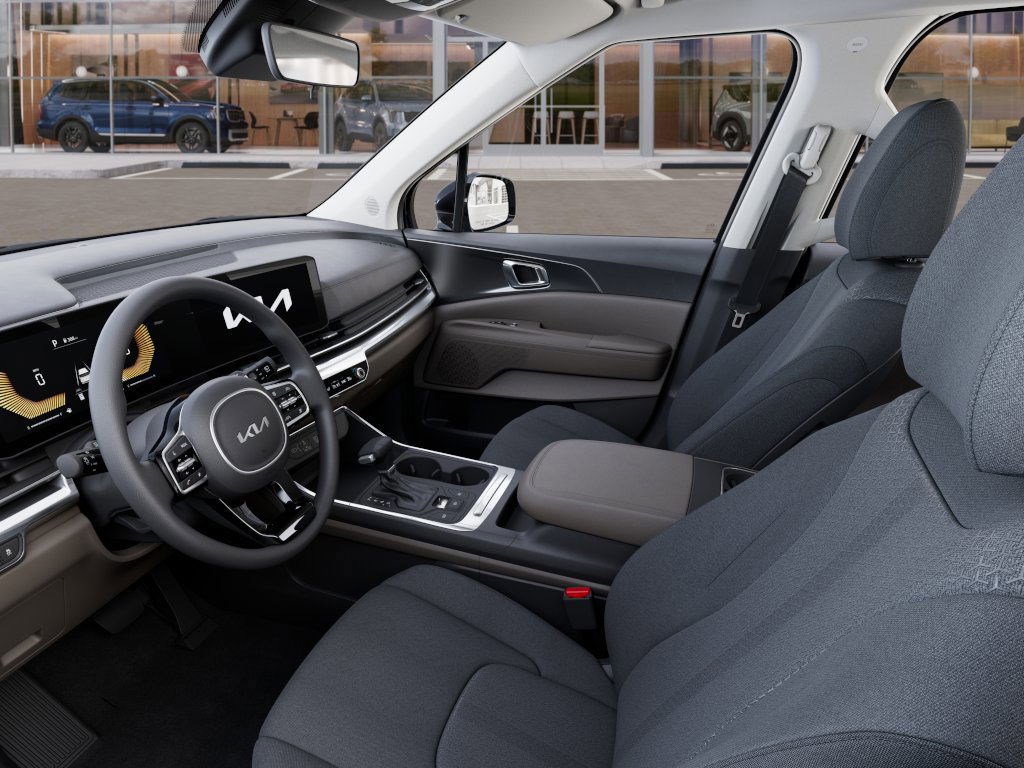 New 2026 Kia Carnival LX image 17