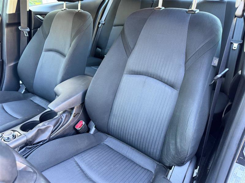 Used 2015 MAZDA MAZDA3 i Touring FWD image 37