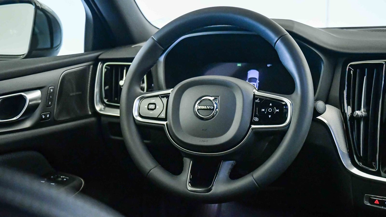 Certified 2024 Volvo S60 B5 Plus w/ Climate Package image 13