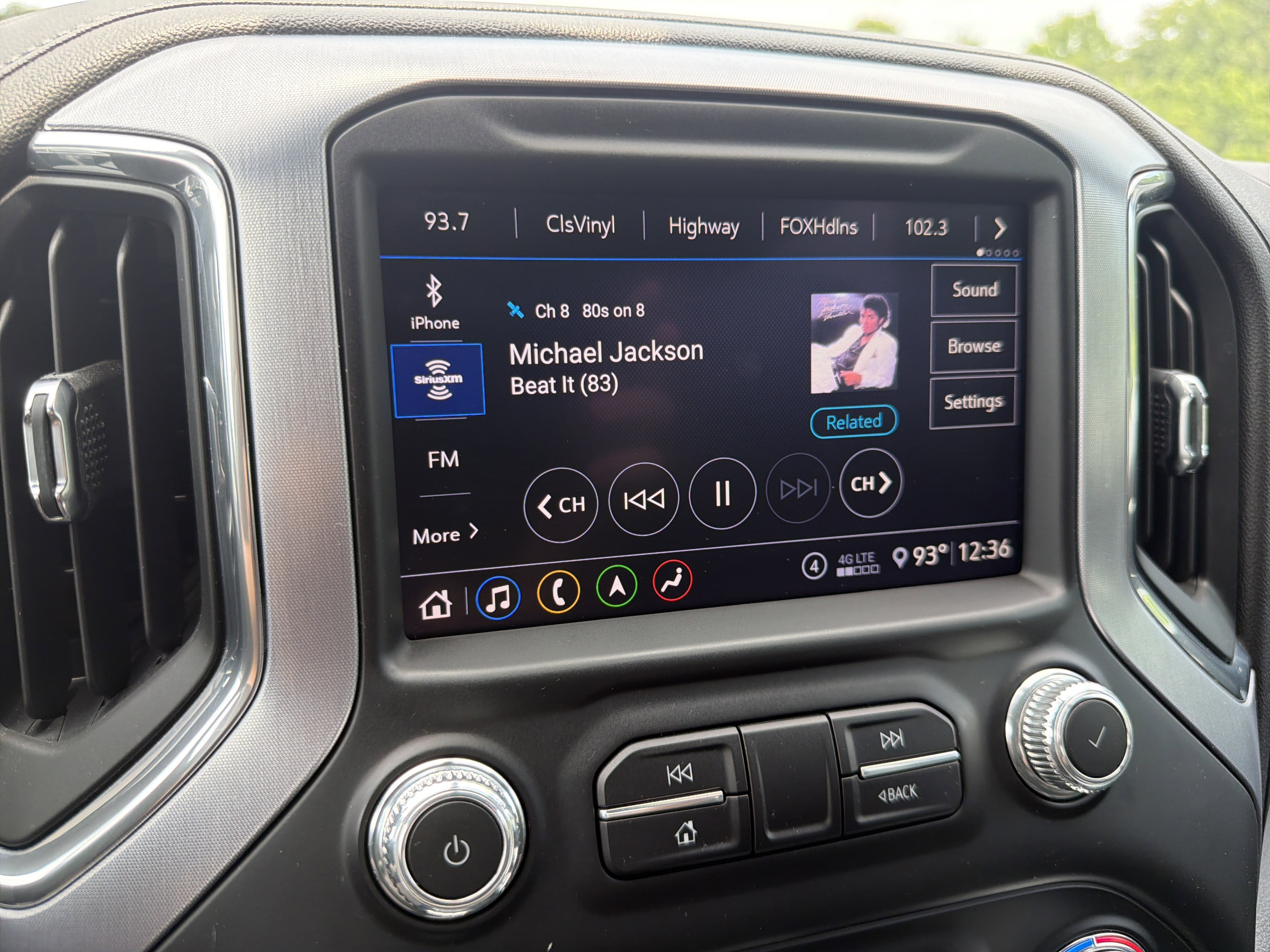 Used 2020 GMC Sierra 1500 SLT AWD/4WD image 26