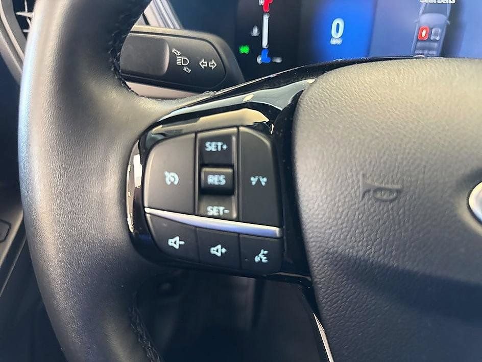 Used 2024 Ford Escape Active AWD/4WD image 18