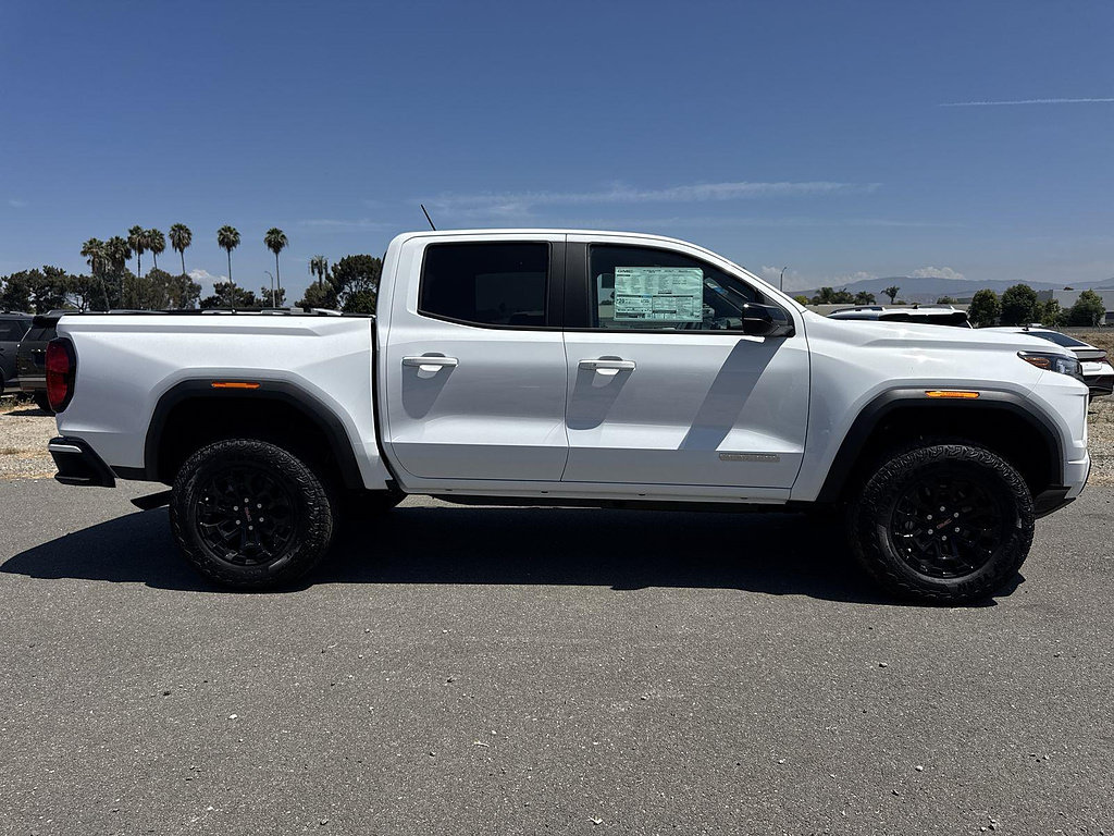 New 2026 GMC Canyon Elevation RWD image 3