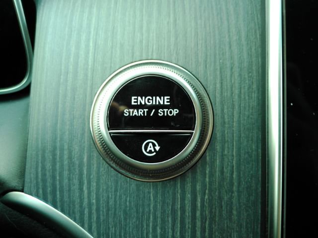 Used 2025 Mercedes-Benz GLC 300 image 42
