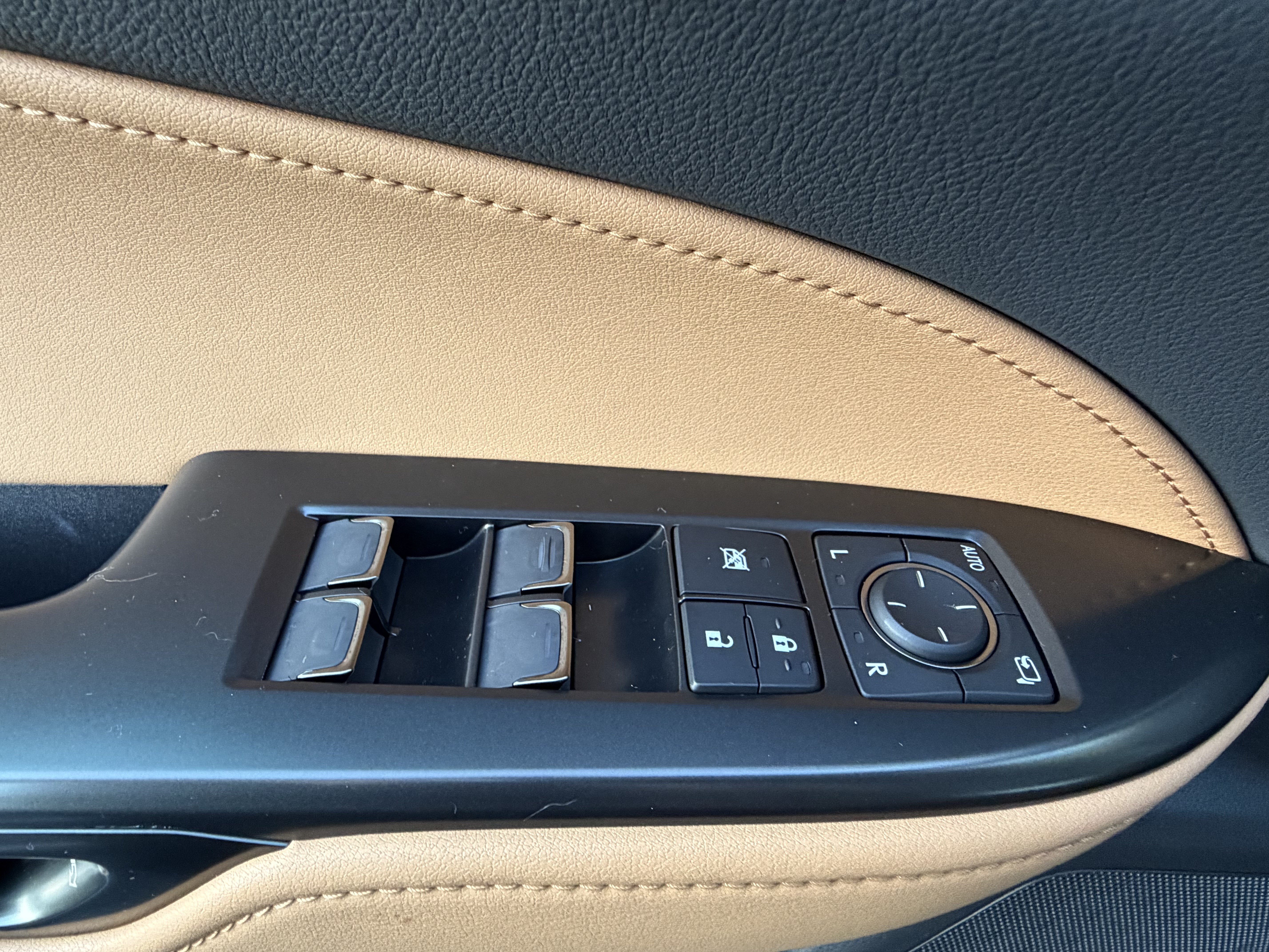 Certified 2026 Lexus NX 350 AWD w/ Accessory Package (2T) image 14