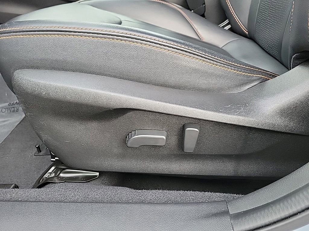 Used 2020 Subaru Crosstrek 2.0i Limited w/ Moonroof Package image 12