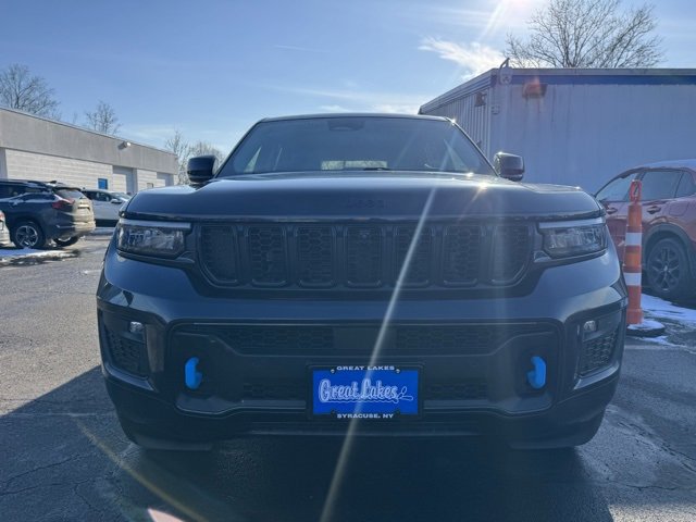 Used 2023 Jeep Grand Cherokee 30th Anniversary image 7