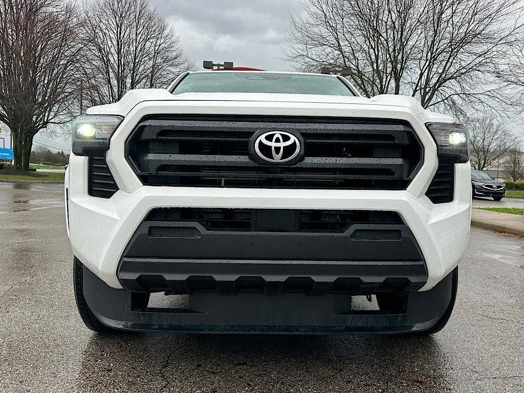 Certified 2025 Toyota Tacoma SR image 8