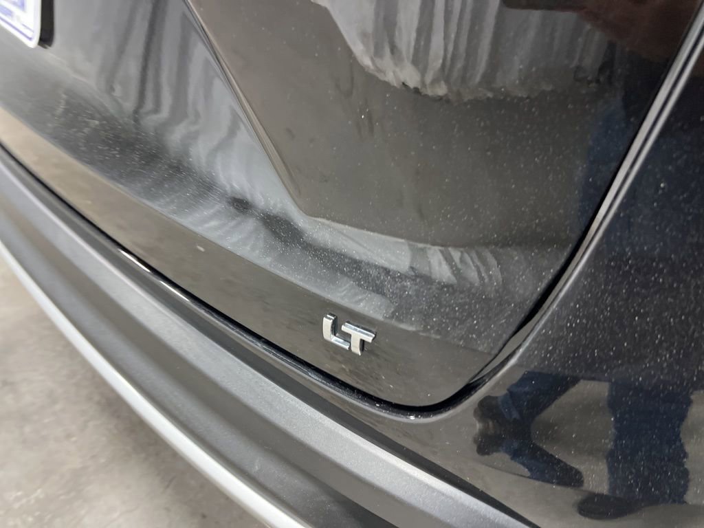 Used 2025 Chevrolet Trax LT image 14