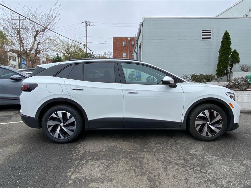 Certified 2023 Volkswagen ID.4 2WD image 2