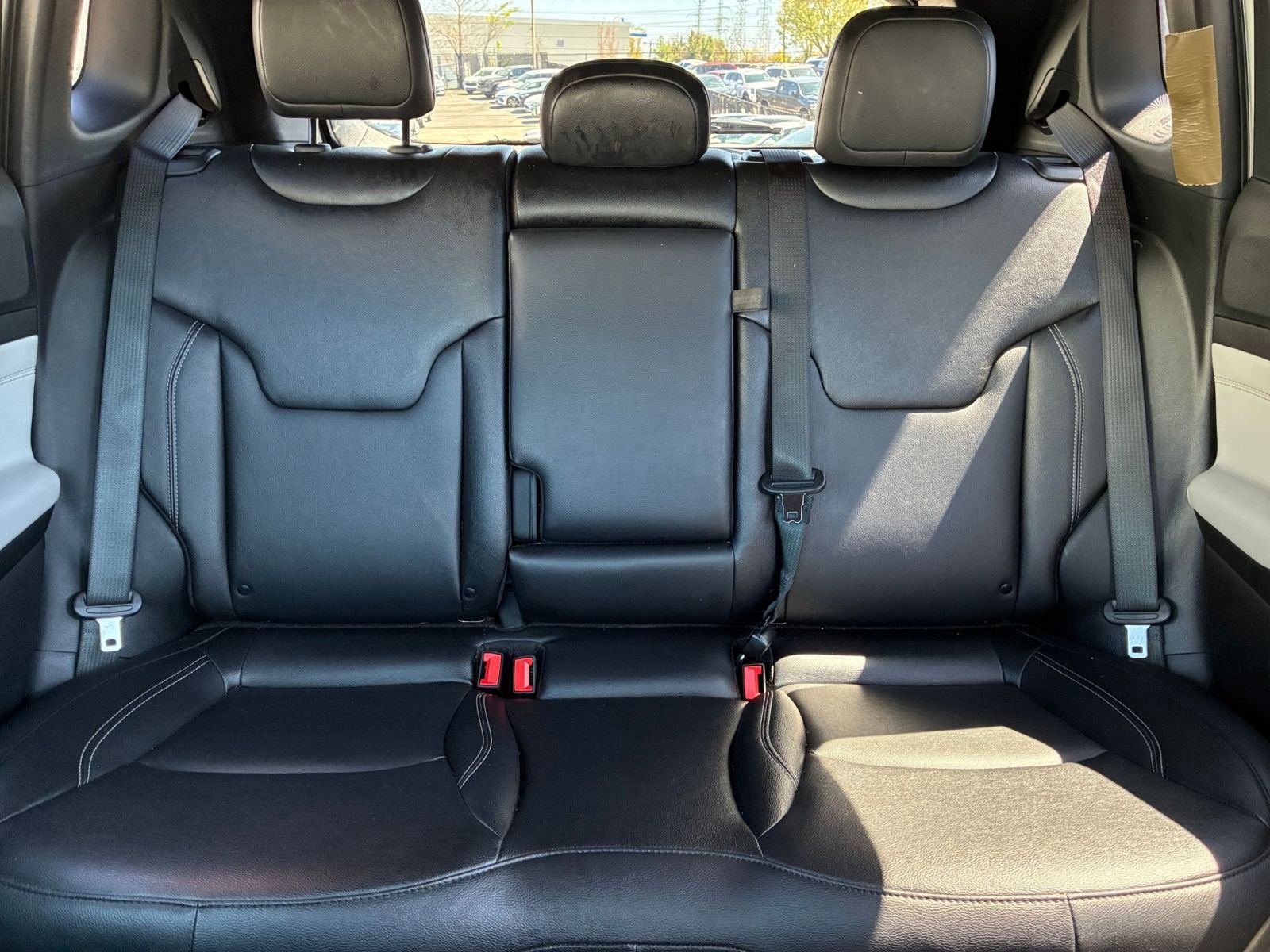 Used 2025 Jeep Compass Limited image 39