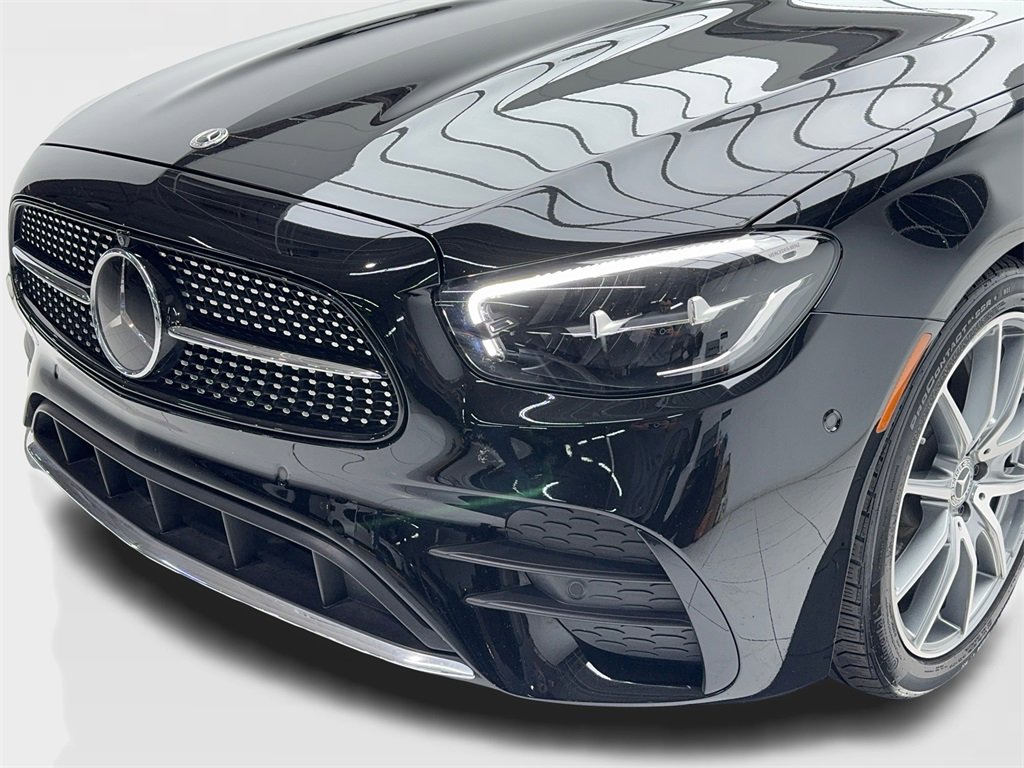 Used 2022 Mercedes-Benz E 350 Sedan w/ Driver Assistance Package image 5