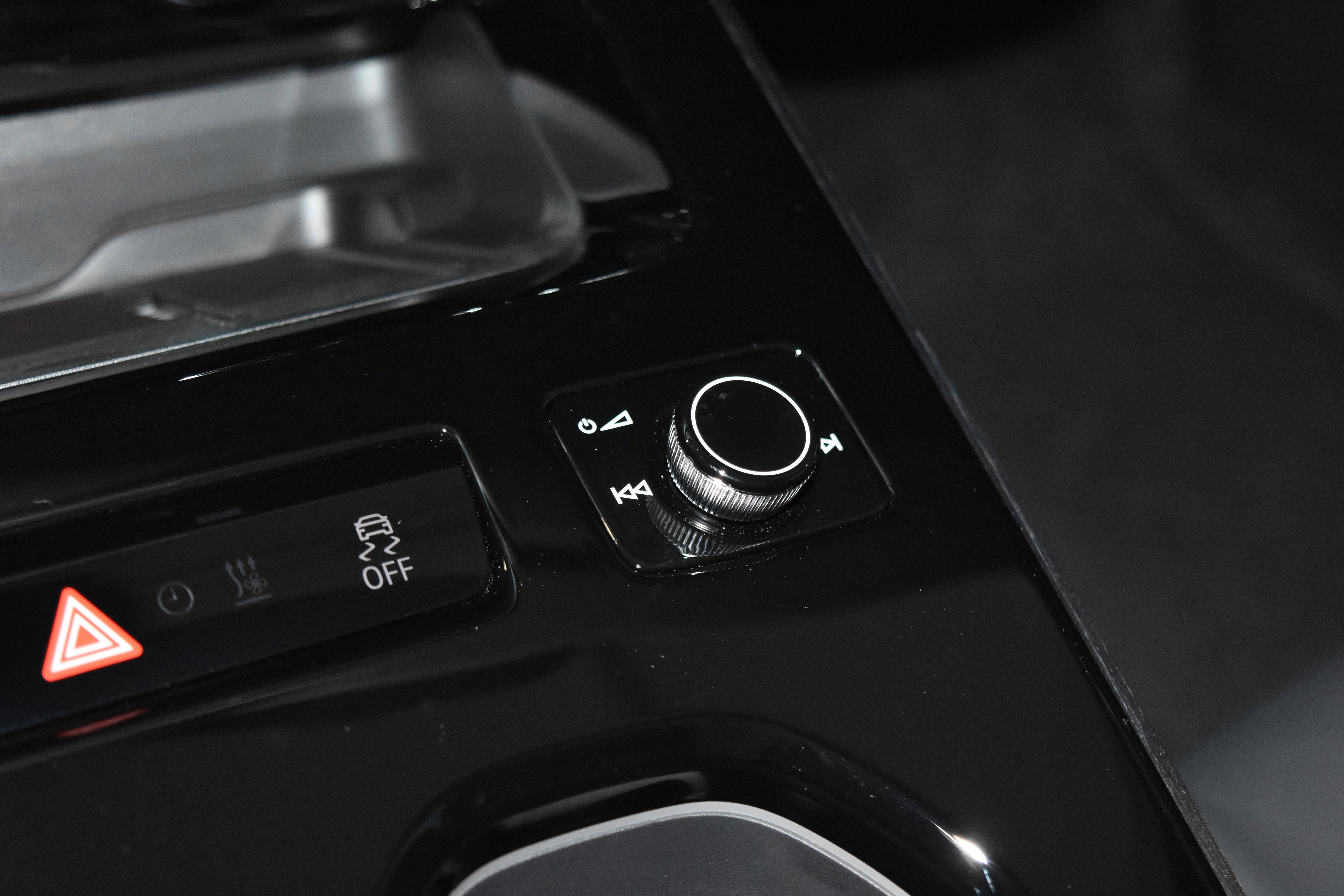 New 2025 Audi A5 2.0T Premium Plus image 12