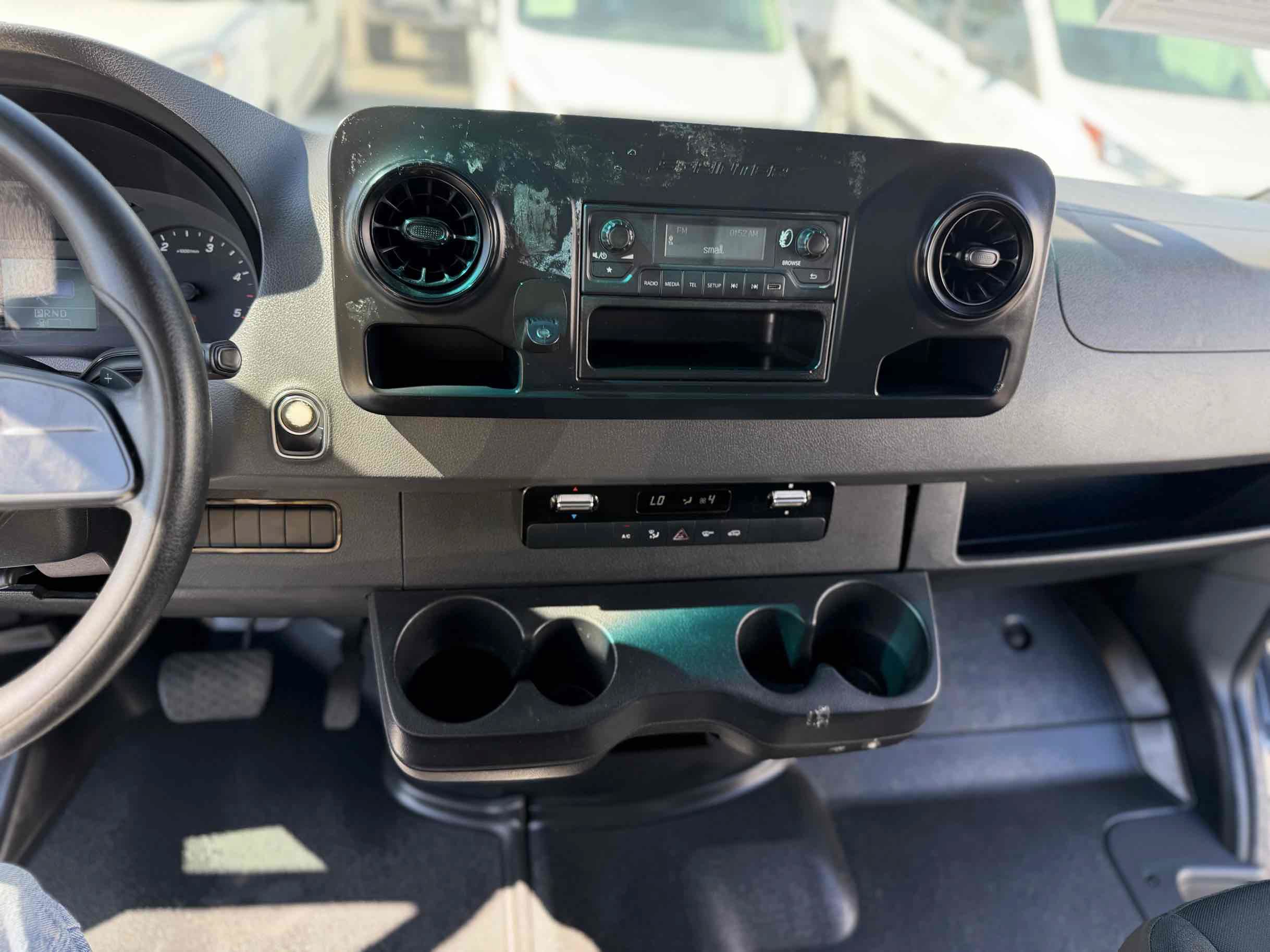 Used 2019 Mercedes-Benz Sprinter 144 image 20