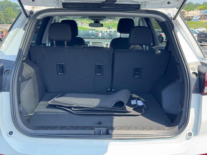 Used 2024 Chevrolet Equinox LS w/ LS Convenience Package FWD image 4