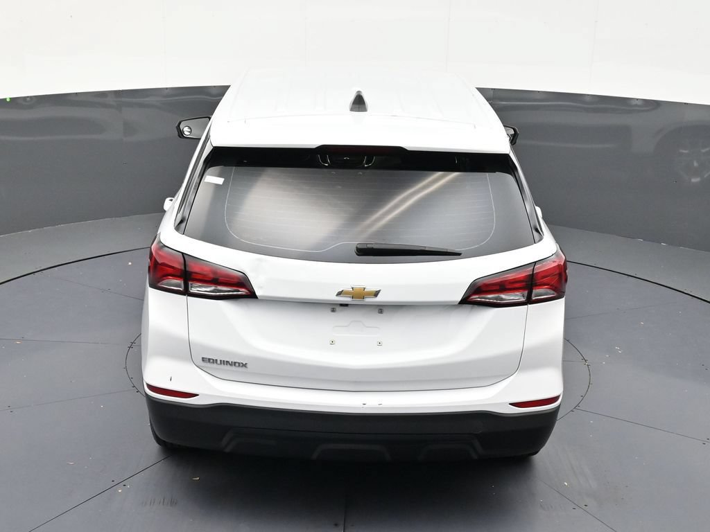 Used 2022 Chevrolet Equinox LS FWD image 12