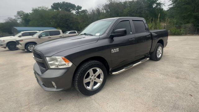 Used 2017 RAM 1500 Express AWD/4WD image 4