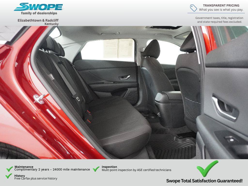 Used 2025 Hyundai Elantra SEL FWD image 9