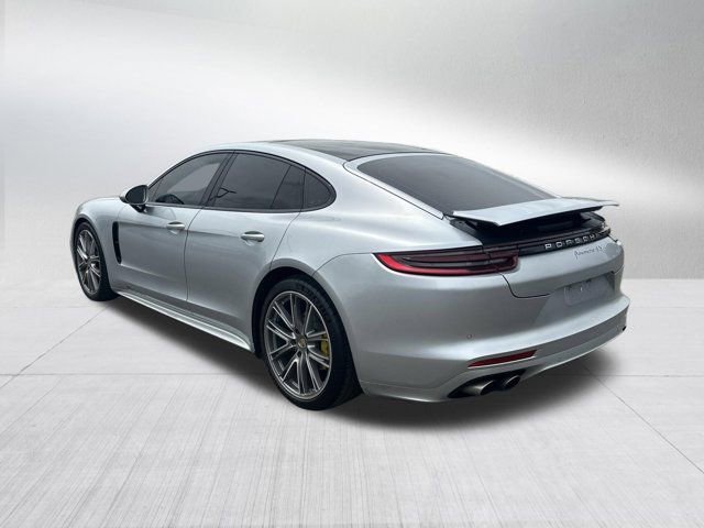 Used 2018 Porsche Panamera 4S image 8