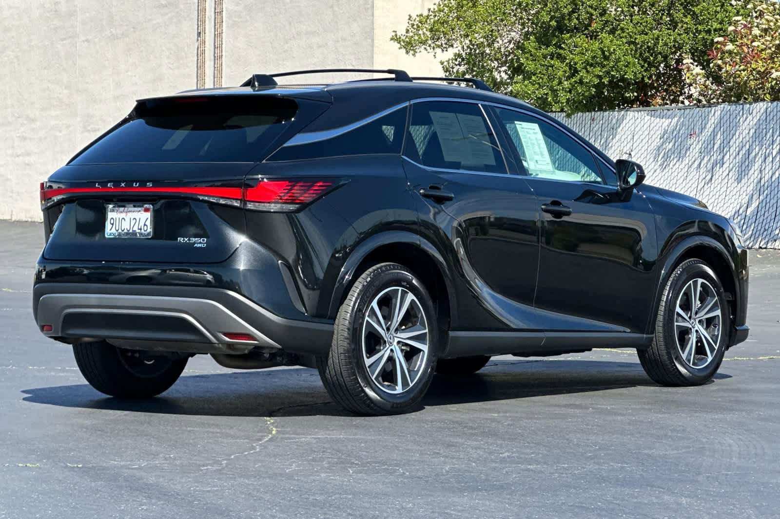 Used 2025 Lexus RX 350 AWD w/ Technology Package image 2