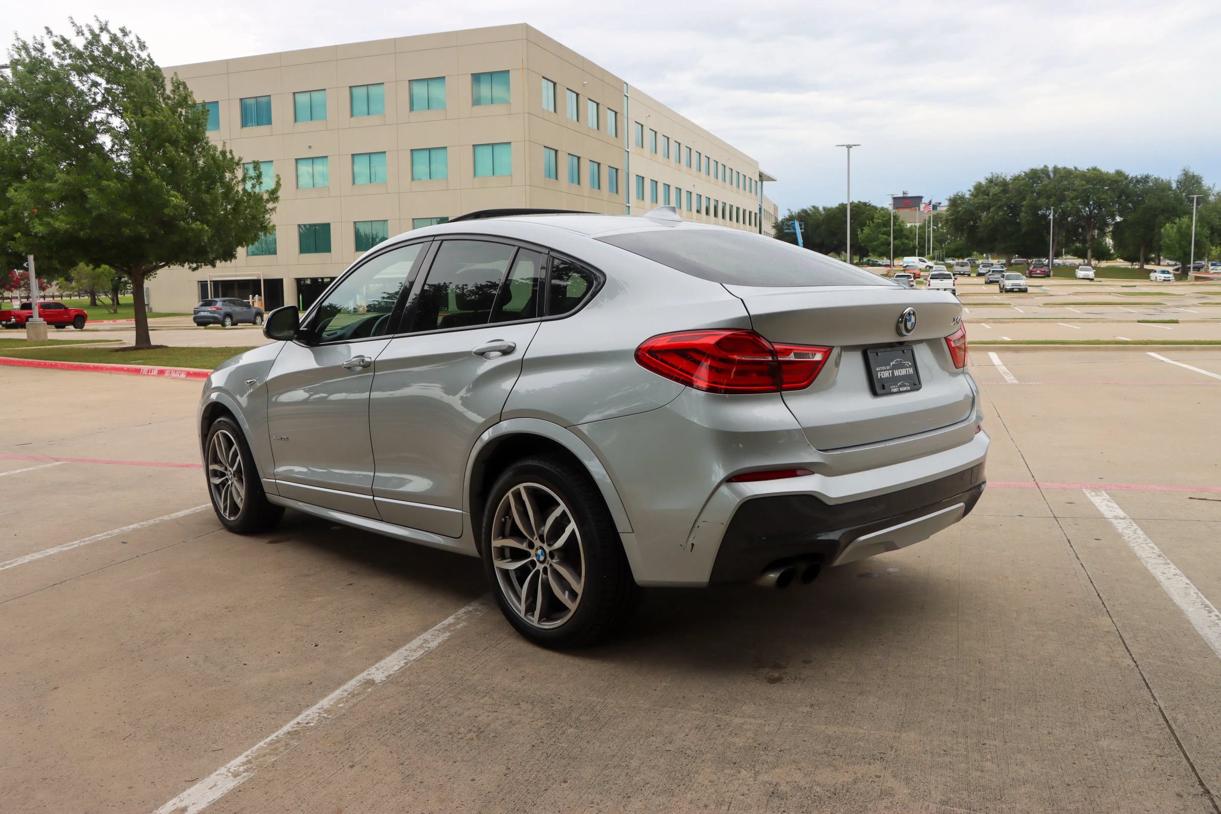 Used 2016 BMW X4 xDrive35i AWD/4WD image 5