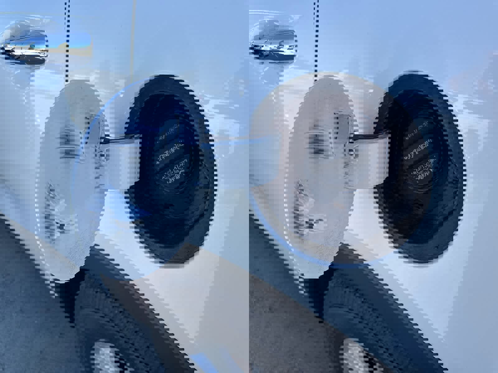 Used 2020 Kia Sorento LX image 16