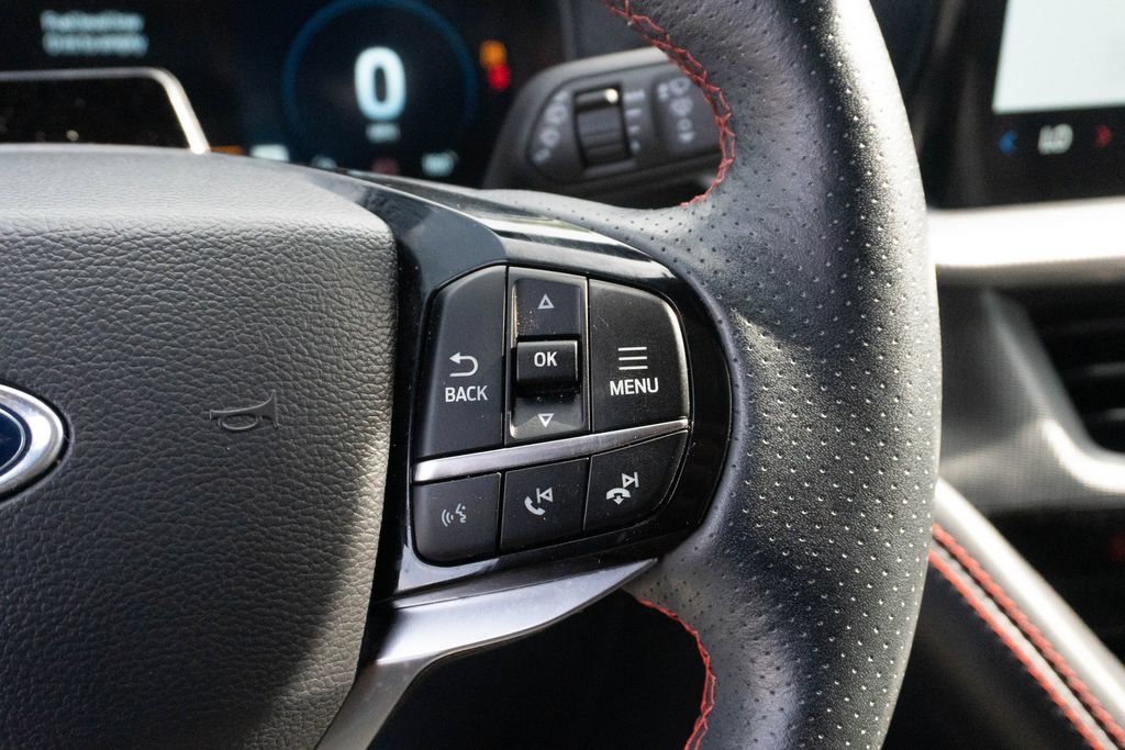 Used 2025 Ford Explorer ST-Line w/ Premium Package RWD image 27