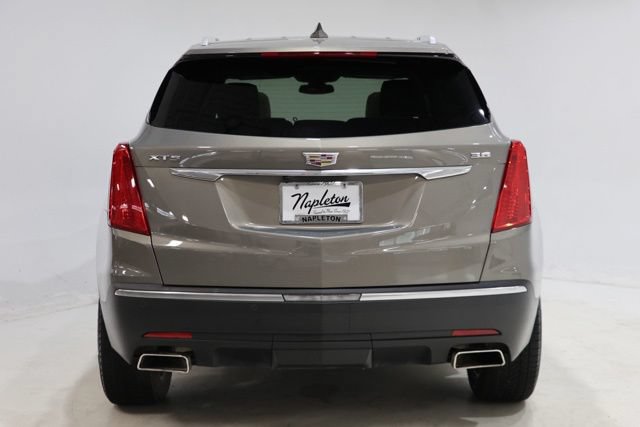Used 2017 Cadillac XT5 Premium Luxury FWD image 7