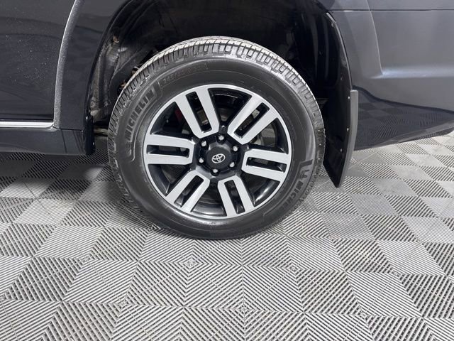 Used 2022 Toyota 4Runner Limited image 11