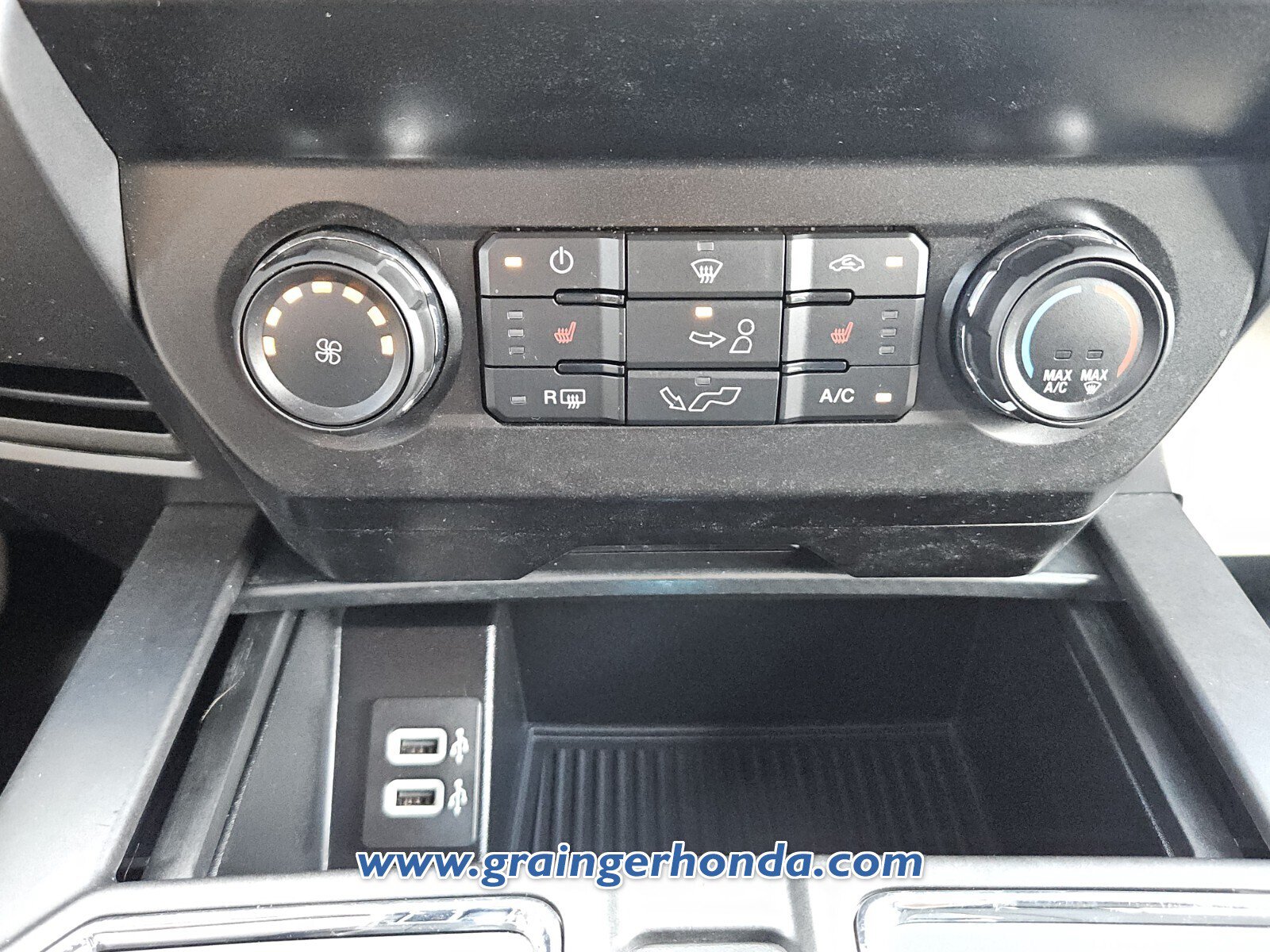 Used 2020 Ford F150 XLT w/ Equipment Group 302A Luxury AWD/4WD image 17